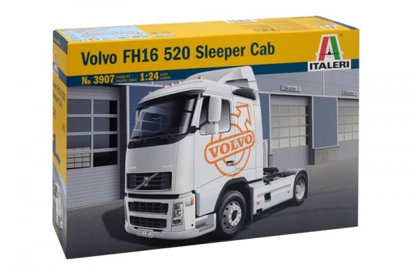Italeri 3907 VOLVO FH16 520 SLEEPER CAB