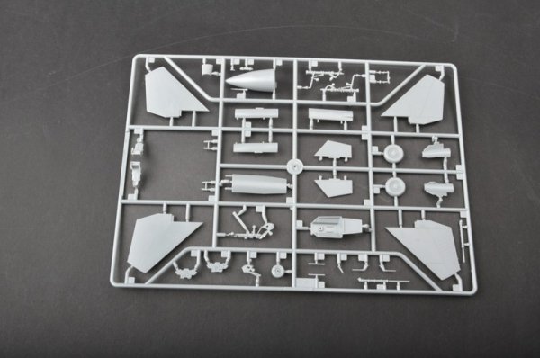 Trumpeter 01659 Russian Su-30MKK Flanker G (1:72)