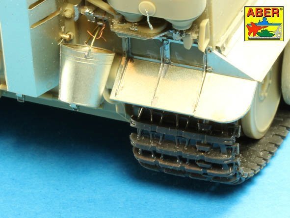 Aber 35K26 Pz.Kpfw. VI Ausf.E ( i.Kfz.181) Tiger I – s.PzAbt. 501 in Tunisia (1:35)