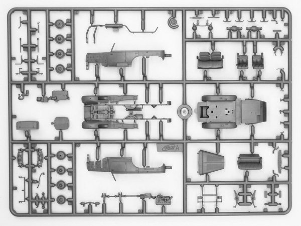 ICM 72473 Type G4 Partisanenwagen with MG 34 1/72