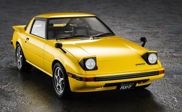 Hasegawa 20798 Mazda Savanna RX-7 (SA22C) Middle Version "Custom Wheel" 1/24