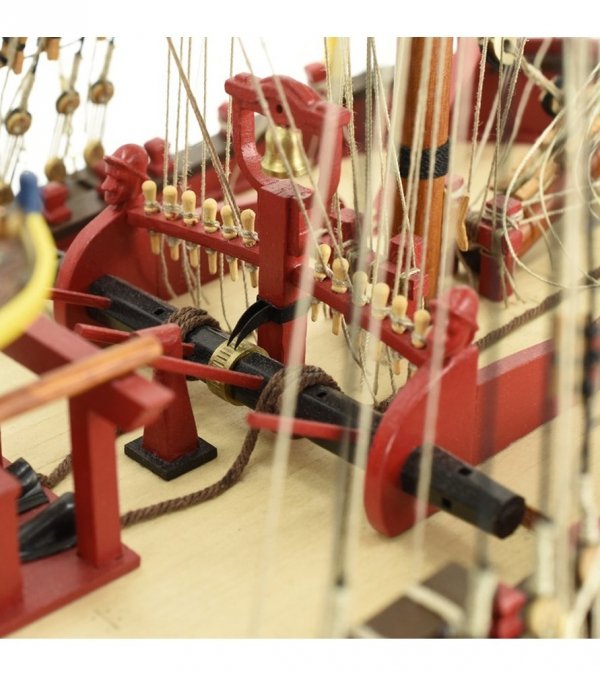 ARTESANIA LATINA 22520 HMS Endeavour - James Cook's legendary ship 1/65