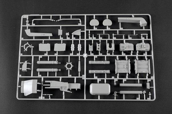 Trumpeter 00945 Pz.Kpfw.VI Ausf.E Sd.Kfz. 181 Tiger I Late Production 1/16