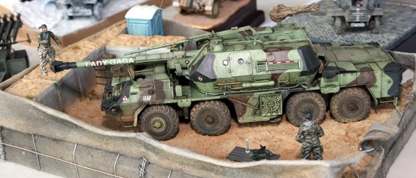 Toro 35F45 Żołnierz W Bluzie Polarowej - PKW Afganistan 1/35