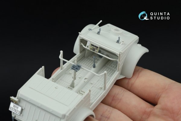 Quinta Studio QD+35151 Kubelwagen Type 82 3D-Printed &amp; coloured Interior on decal paper (Meng VS-016) (with 3D-printed resin parts) 1/35