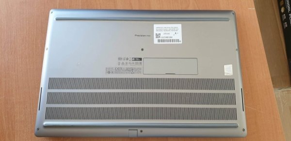 Dell Precision 7760 17,3" Xeon W-11955M 64GB SSD1TB NVMe RTX A5000 Win11Pro - Poleasingowy