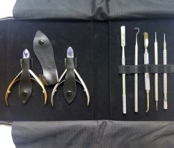Zestaw siedmiu narzędzi do manicure ze szlachetnego metalu STAR NAIL (Cuccio)