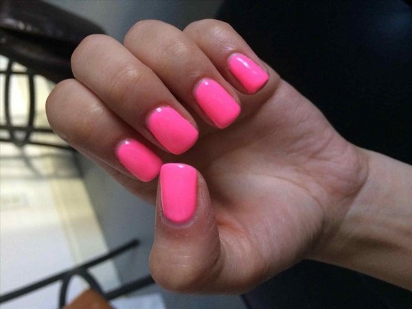 Puder do manicure tytanowego kolor Make You Blink Pink DIP 23g GELISH (1610916)  