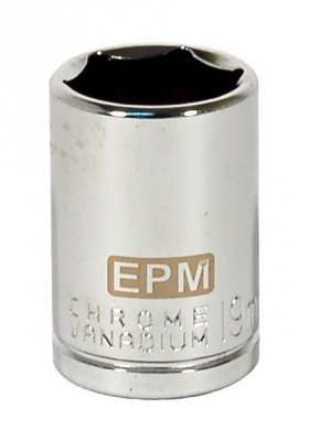 NASADKA KRÓTKA 1/2&#039;&#039; 6-KĄTNA CHROMOWANA 11MM