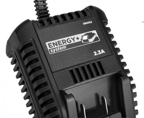 ZESTAW ENERGY+  AKUMULATOR 4AH Z ŁADOWARKĄ