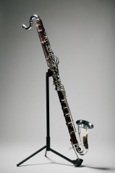 BACKUN klarnet basowy seria Q, Grenadilla, skala do niskiego C, posrebrzane klapy, z futerałem