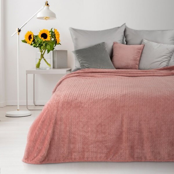 DESIGN 91 Koc CINDY 4 miękki i miły w dotyku z wytłaczanym wzorem 170x210 cm Różowy
