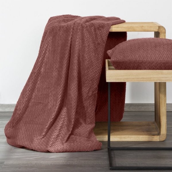 Koc z efektem 3D z wytłaczanym wzorem jodełki D91 Cindy3 200x220 cm Różowy