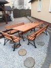 Zestaw MAJA królewki z podłokietnikiem stół 200x90 ławki żeliwne certyfikat 