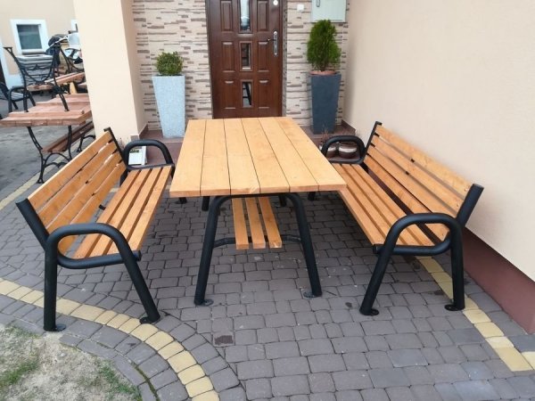 Zestaw, meble ogrodowe, meble parkowe, na plac zabaw,  stół, dwie ławki i dwa krzesła z rur Alicja ZO XXL 