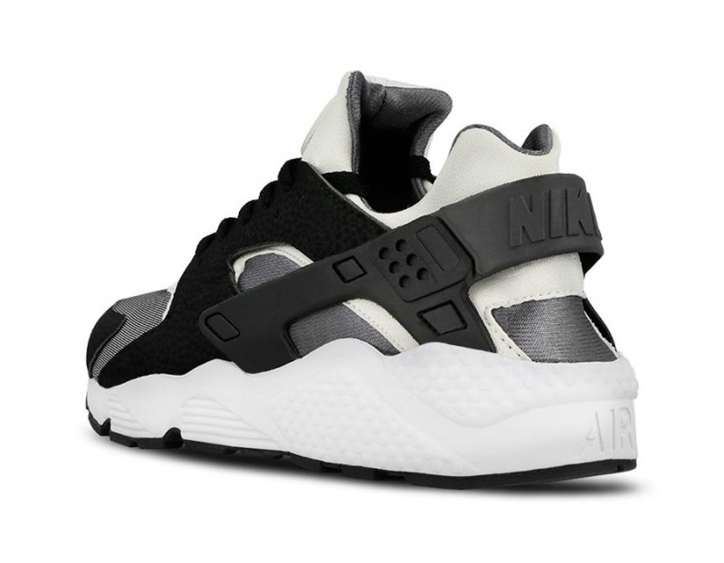NIKE AIR BUTY HUARACHE 318429-012