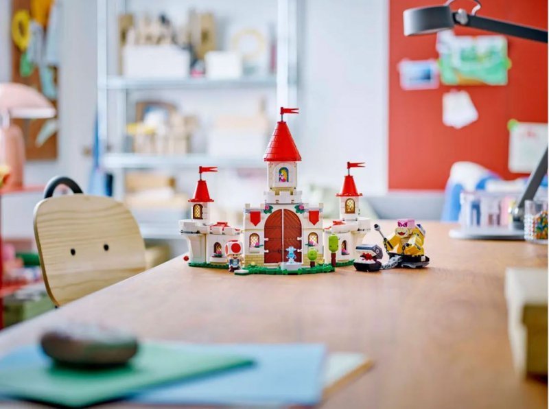 LEGO Klocki Super Mario 71435 Roy i bitwa na zamku Peach