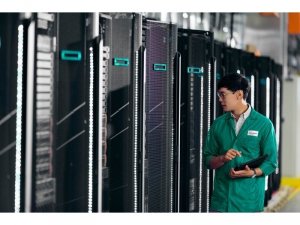 Hewlett Packard Enterprise Zestaw DL360 Gen10 2SFF SA TAUFFB kplnKit 867970-B21
