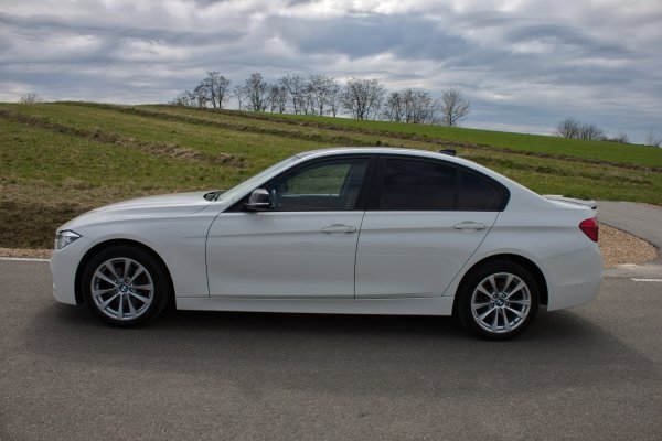 BMW Seria 3 F30 2.0 320i xDrive Steptronic 