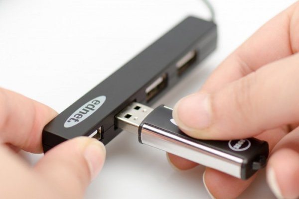 EDNET HUB/Koncentrator 4-portowy USB 2.0 HighSpeed, Czarny