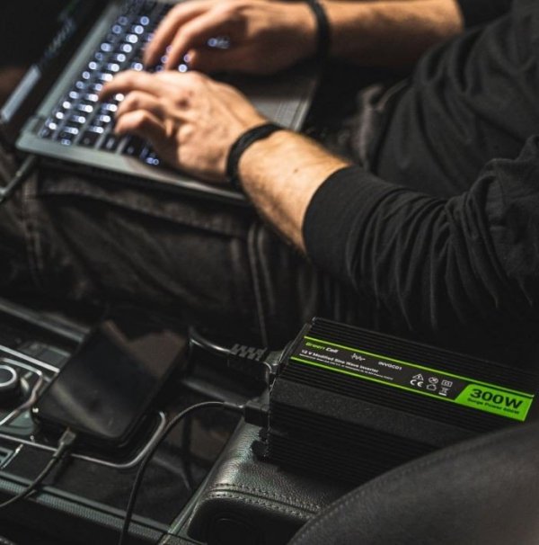 Green Cell Przetwornica napięcia Inwerter 24V 300W/600W