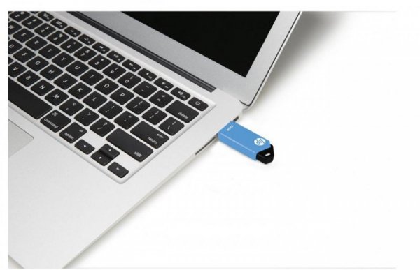 HP Inc. Pendrive 32GB USB 2.0 HPFD150W-32