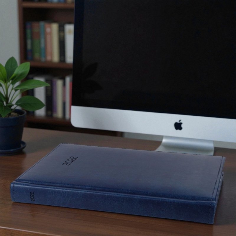 Kalendarz książkowy 2026 B5 dzienny papier biały drukowane registry oprawa VIVELLA EXCLUSIVE granatowa