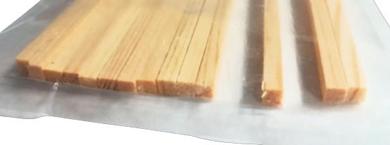 Patyczki-kreatywne-drewniane-kwadrat-naturalne-30cm-14szt-1