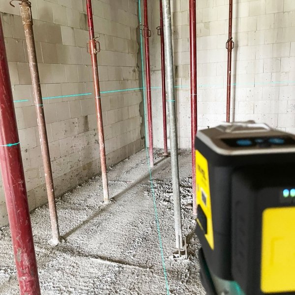 Nivel System CL3B Niebieski multi-laser krzyżowy (3 x 360°), Bluetooth