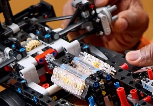 Zestaw Prezentowy Klocki LEGO TECHNIC 42171 Mercedes-AMG F1 W14 E + Torba