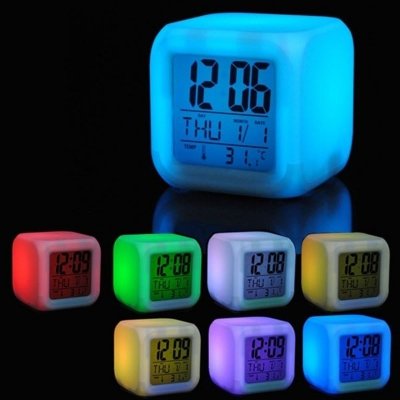 Zegarek budzik termometr data kolorowe podświetlenia led