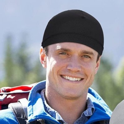 Czapka czarna do biegania sportowa elastyczna
