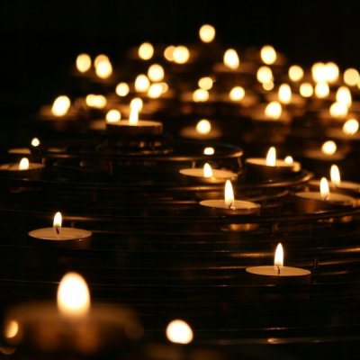Podgrzewacze świeczki tea lights białe 50 sztuk