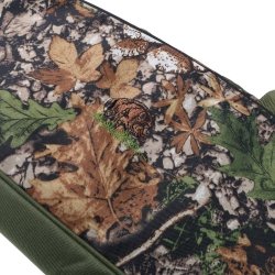 Pokrowiec na broń Forsport 125 cm - oliwkowy, haft dzik stoi w trawie