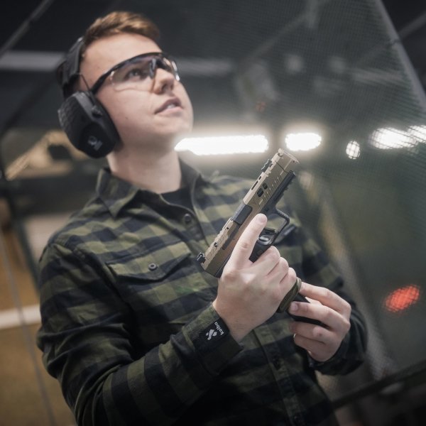 Pistolet Canik TTI Combat kal. 9 mm brązowy
