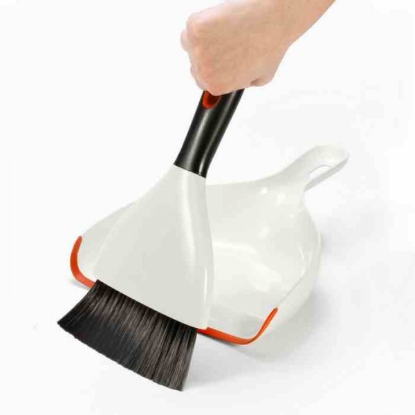 OXO-Zmiotka z szufelką biało/czerwona, Good Grips