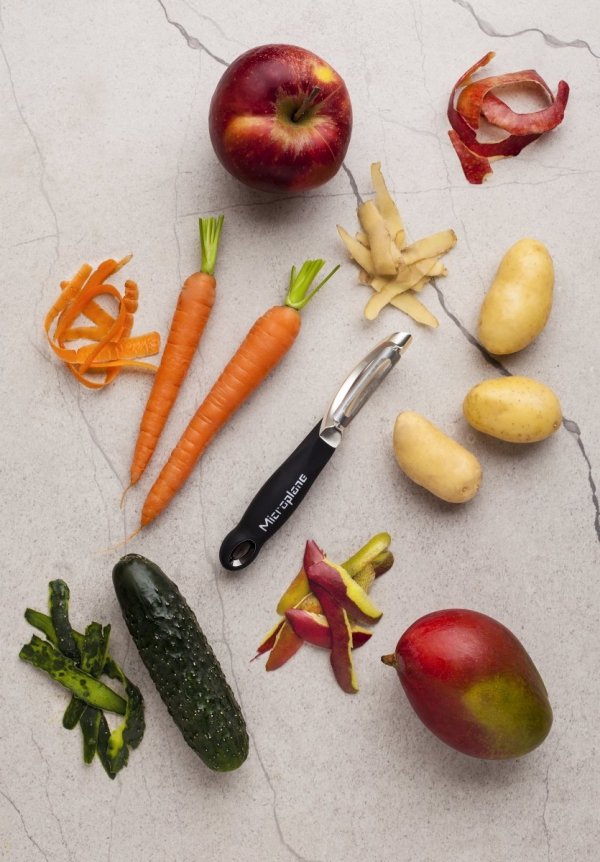 Obieraczka do warzyw i owoców PROFFESIONAL / Microplane