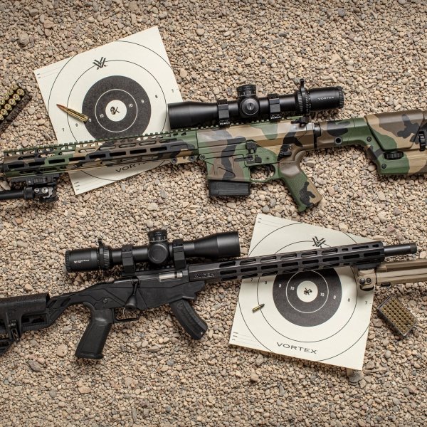 Luneta celownicza Vortex Strike Eagle 3-18x44 FFP 34 mm AO EBR-7C MOA/MRAD