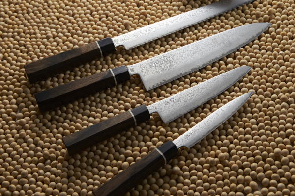 Nóż kuchenny Suncraft SENZO BLACK Santoku small 143 mm