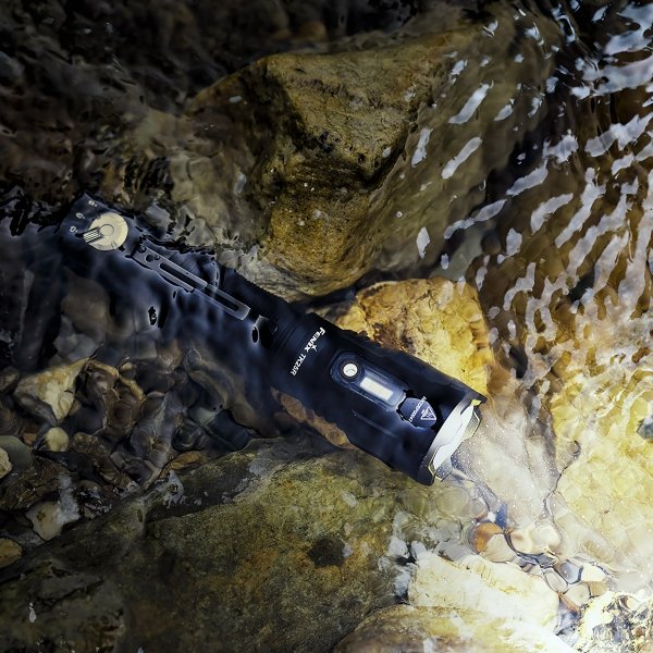 Latarka LED Fenix TK25R