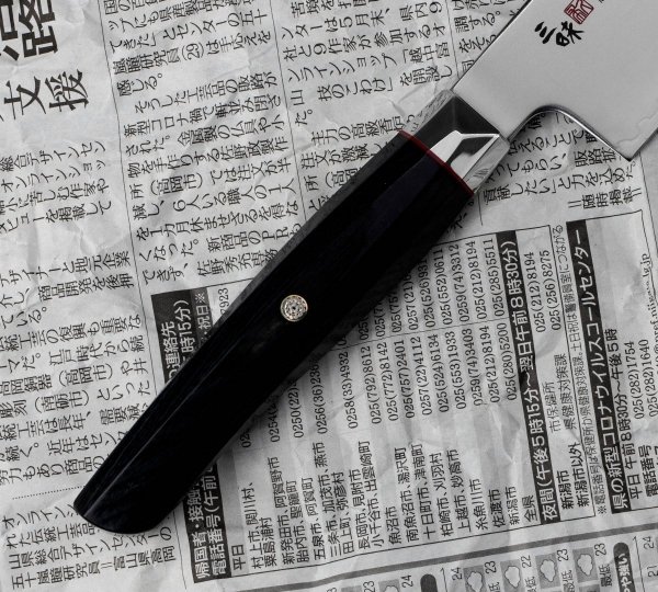 Mcusta Zanmai Revolution Nóż Santoku 18cm