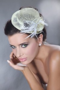Mini Top Hats Creamy Kremowy LC 12035 Model 30 LivCo Corsetti Fashion Model 30