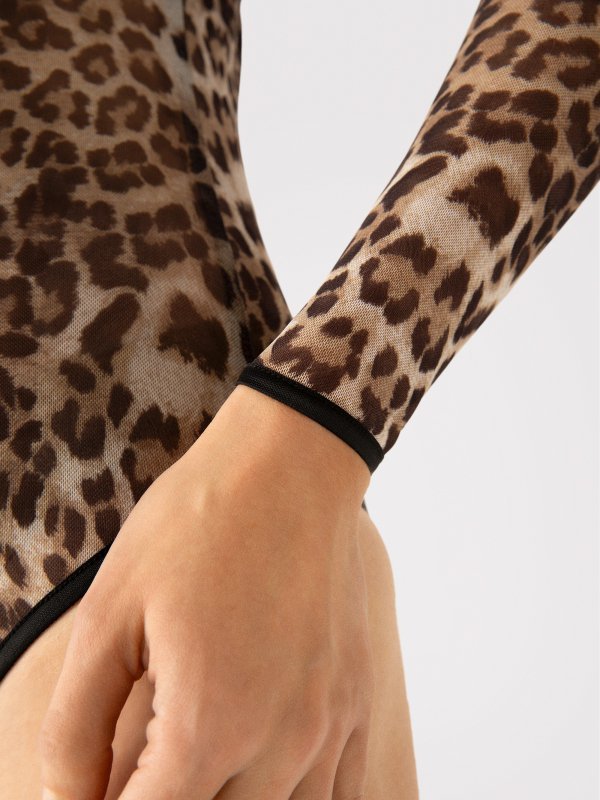 Body FELINE I0003
