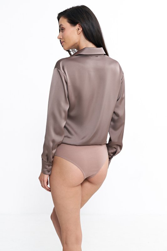Nife Satynowa koszula body - mocca - K80