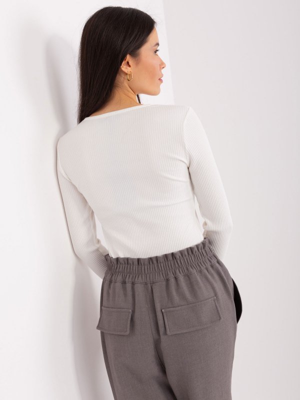 Bluzka-RV-BZ-9206.45P-ecru rozmiar - L/XL