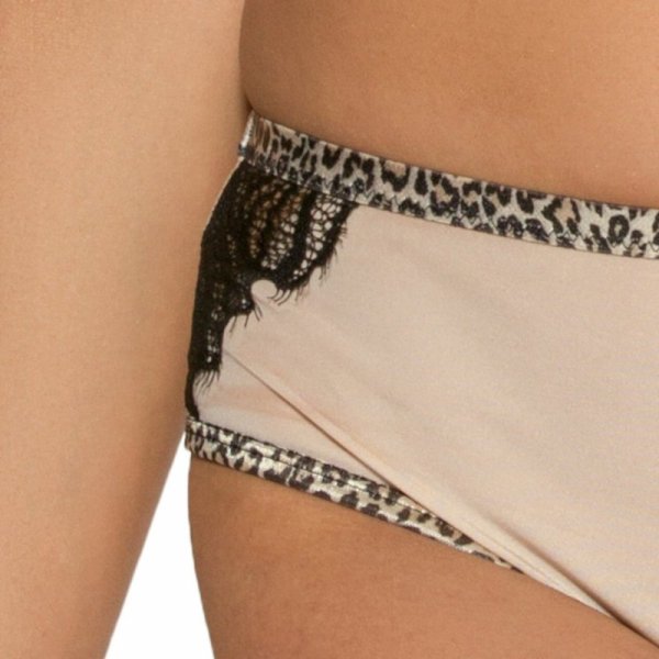 Ava Figi 2011 leopard