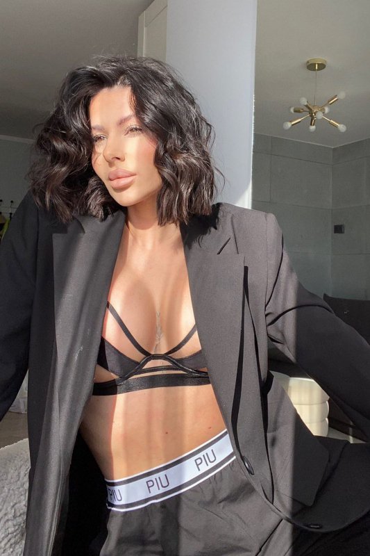 Kinga Biustonosz Lou SC 932 czarny