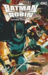 BATMAN AND ROBIN VOL 01 FATHER AND SON TP [9781779527004]