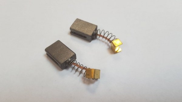 Szczotki węglowe SP19 wym.6x10x14