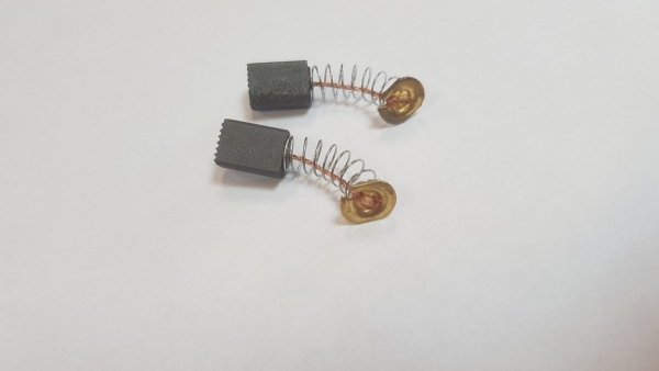 Szczotki węglowe SK14 wym.5x8x11